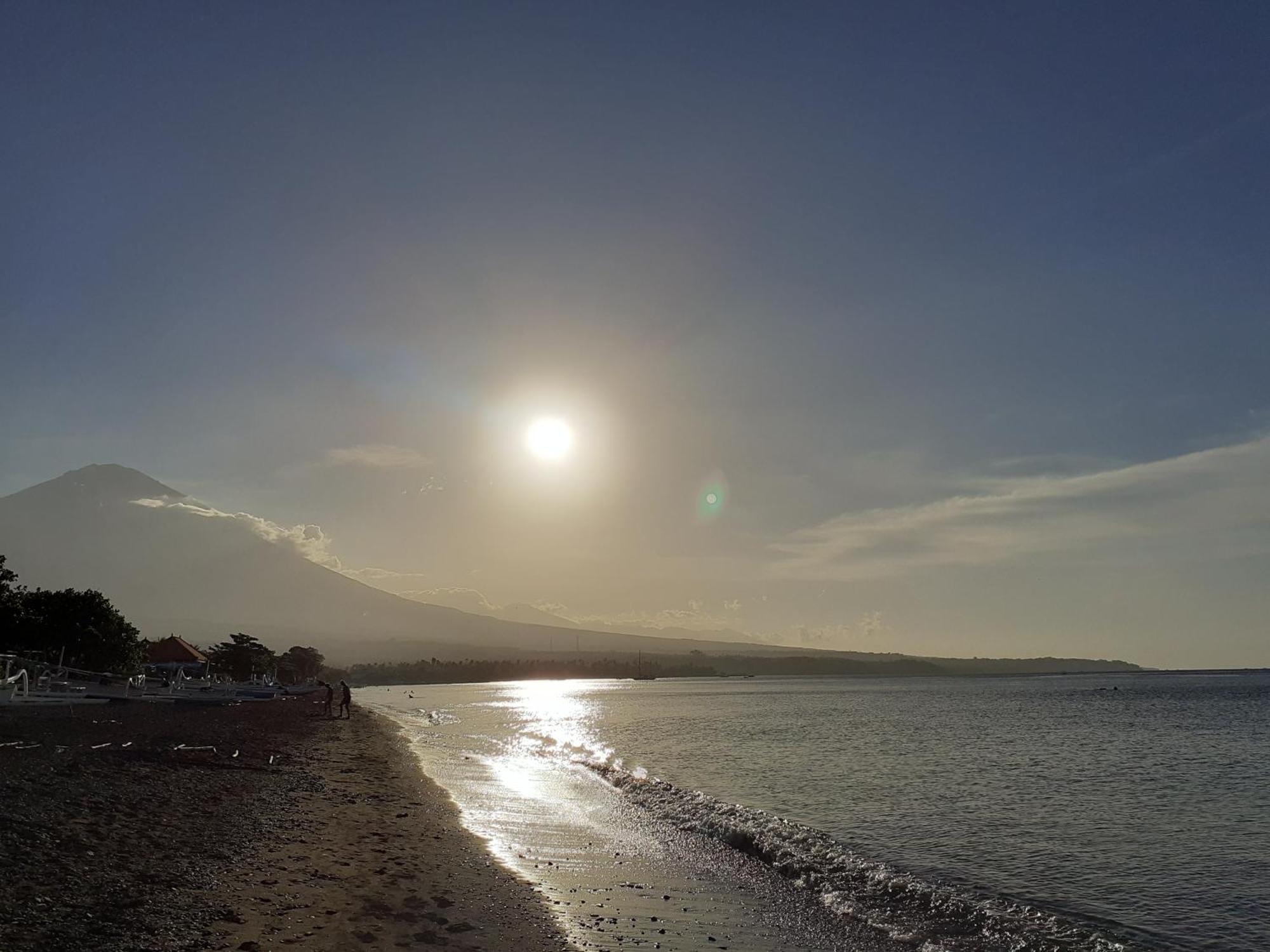 אמד Bulih Beach Bungalows מראה חיצוני תמונה