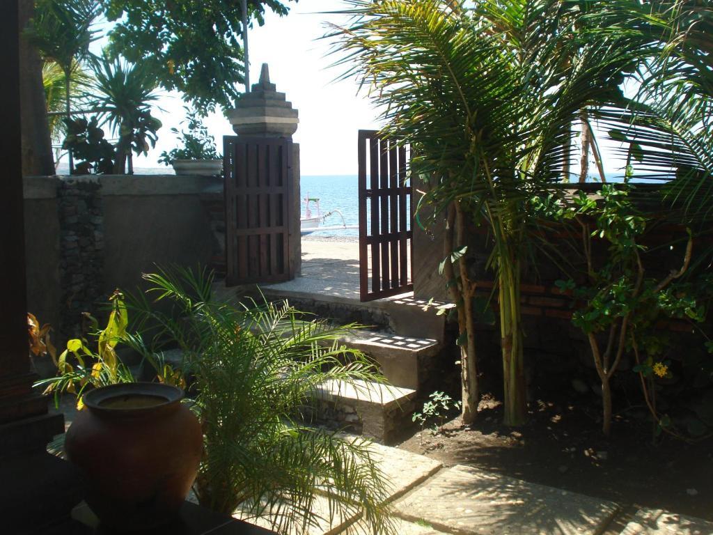 אמד Bulih Beach Bungalows חדר תמונה